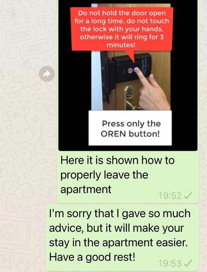 Camp Nou, Europa Fira - Modern Two-Bedroom Apartment With Heating ロスピタレート・デ・リョブレガート エクステリア 写真